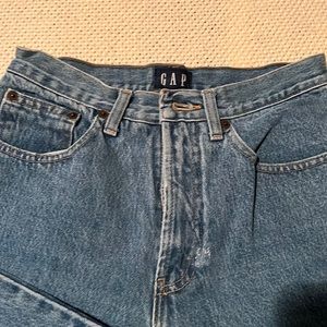 Womens Gap classic fit jeans six 6 straight leg style
